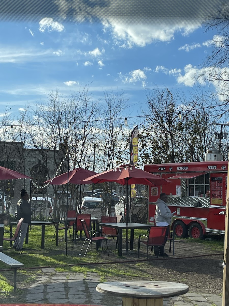 Pete’S Cajun Seafood